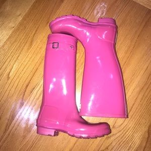 COPY - HUNTER pink gloss rain boots